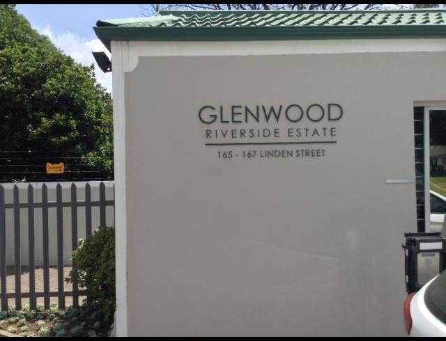2 BEDROOM TOWNHOUSE FOR SALE IN STRATHAVON